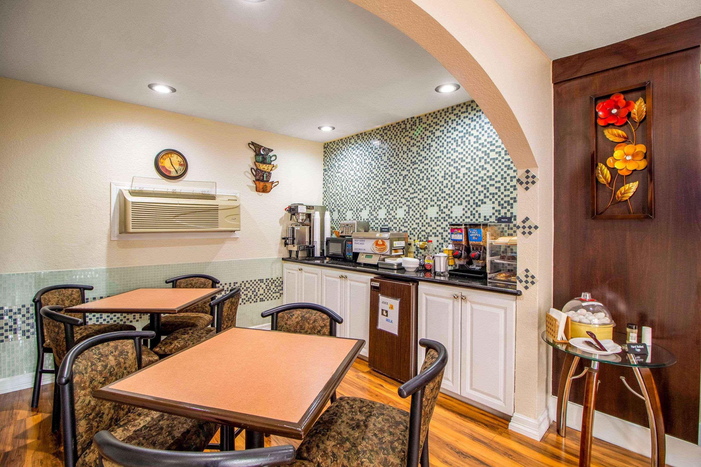Rodeway Inn & Suites Houston Near Medical Center Kültér fotó