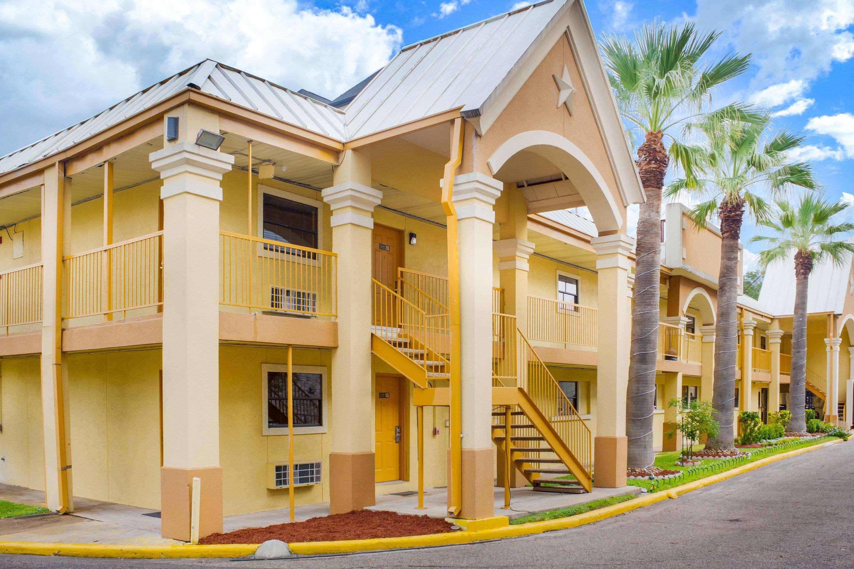 Rodeway Inn & Suites Houston Near Medical Center Kültér fotó
