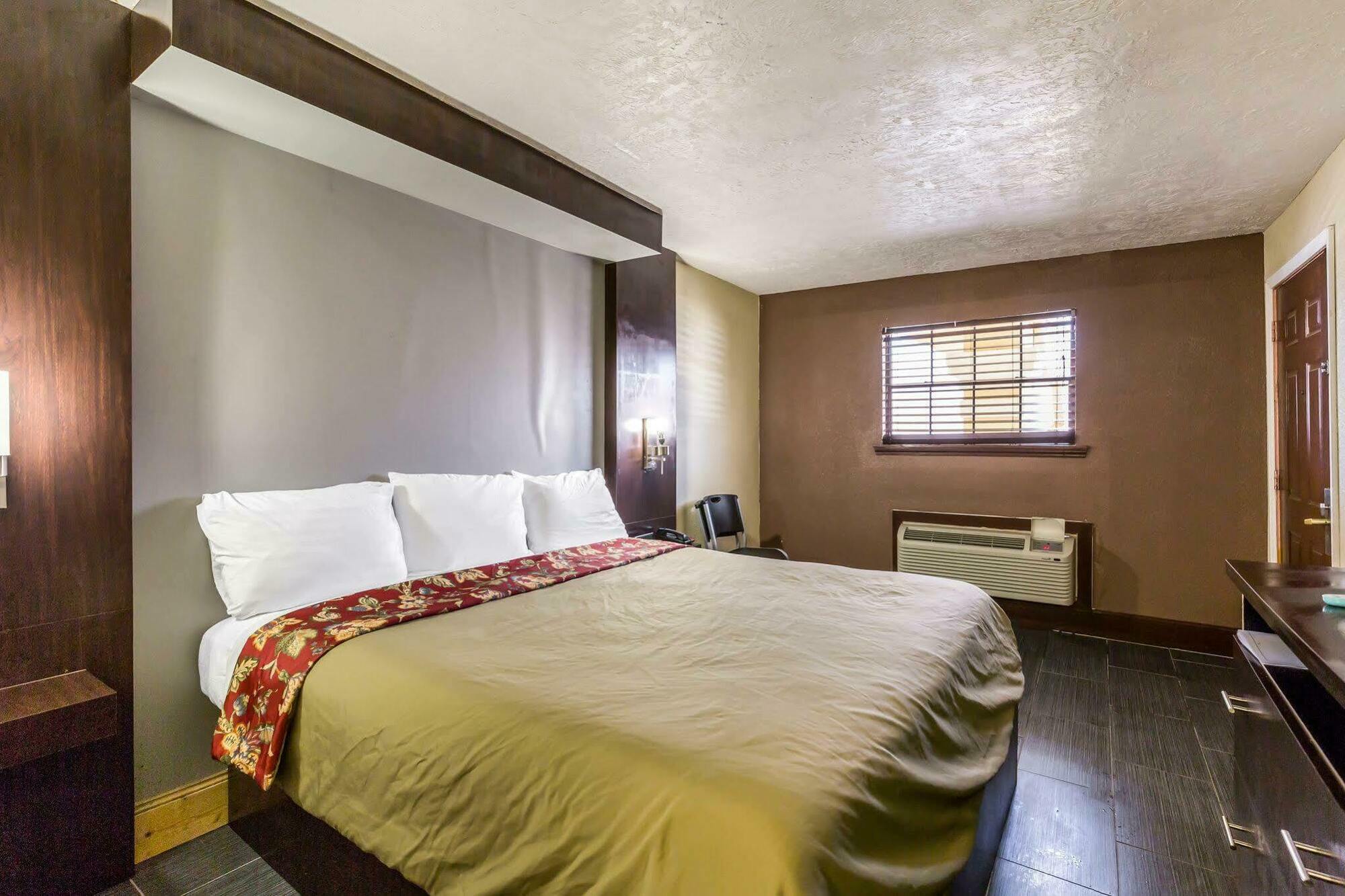 Rodeway Inn & Suites Houston Near Medical Center Kültér fotó